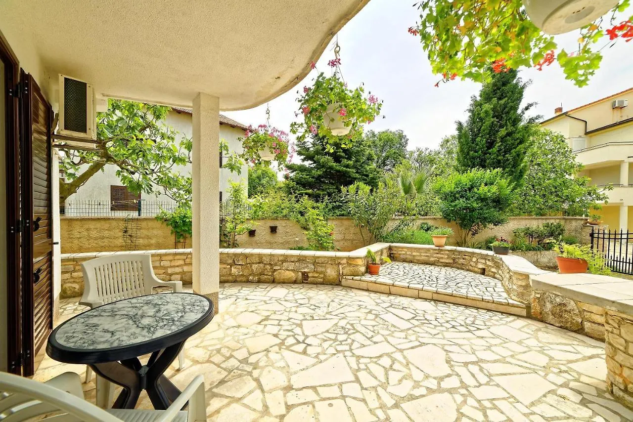 Guest House Jolanda Medulin 3*,